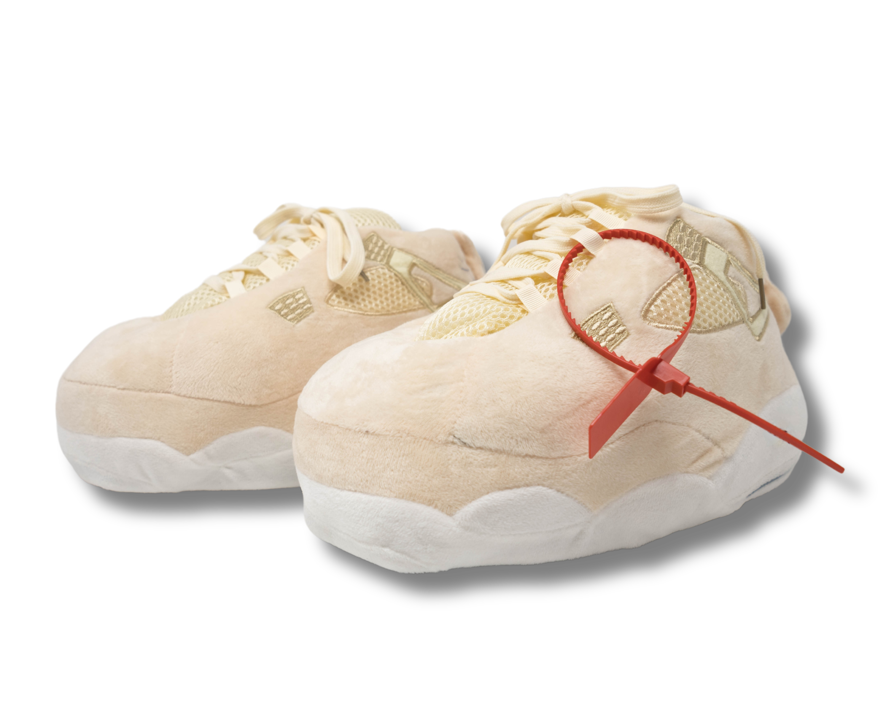 Plush Kickz - Beige & White